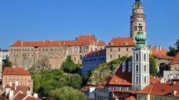 Czeski Krumlov jest jednym z najpopularniejszych miasteczek Czech Południowych /fot. Mieczysław Pawłowicz